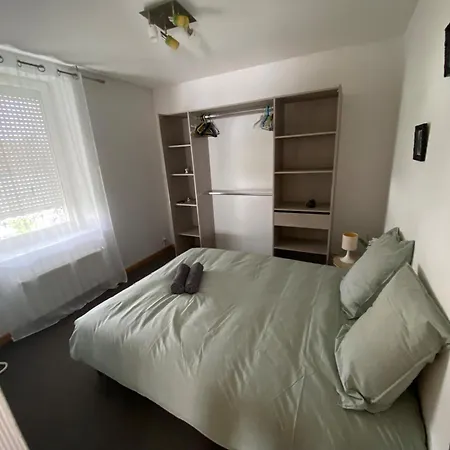 Holiday home Maison De 5 Mns Du Centre *